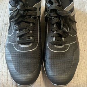 Nike air size 6 only used a few times